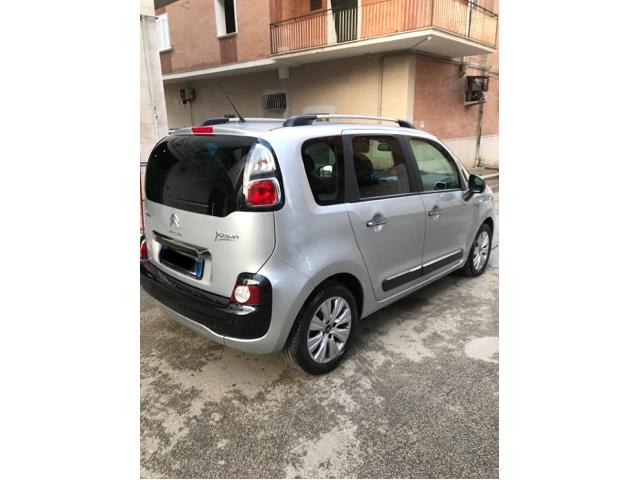 Left hand drive CITROEN C3 PICASSO 1.2